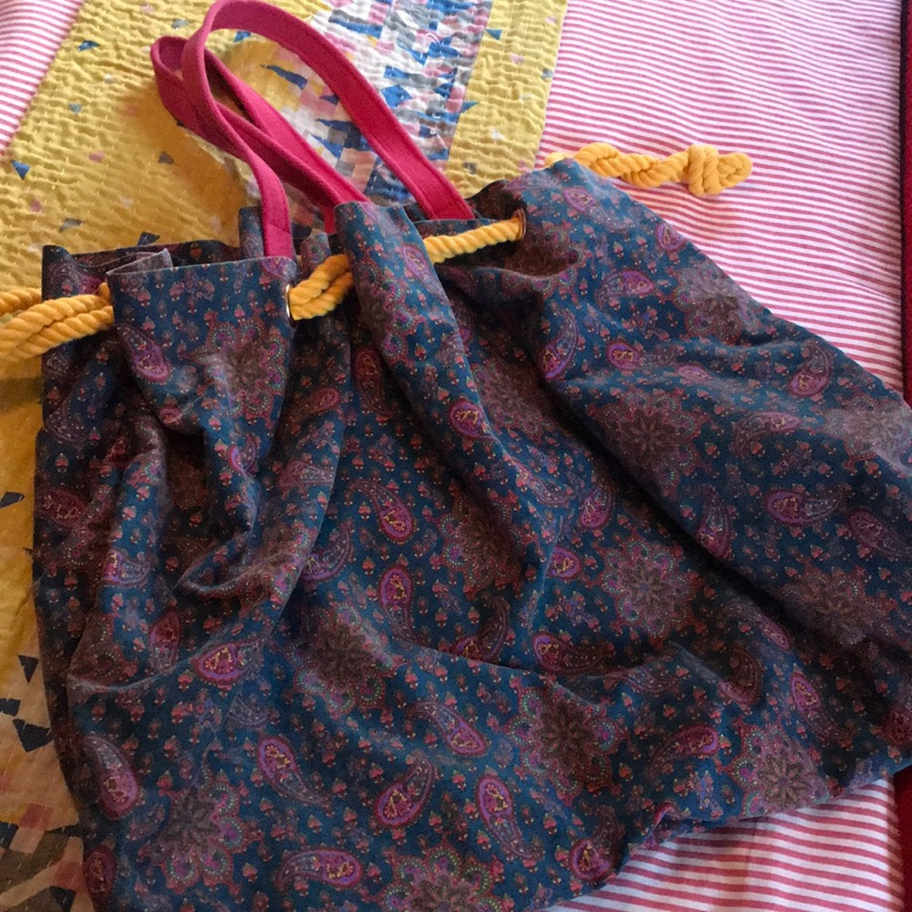 Preloved XL Paisley Marc by Marc jacobs tote!